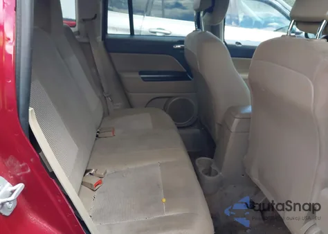 2014 Jeep Compass Sport z USA, uszkodzony, nr VIN 1C4NJCBA9ED881503